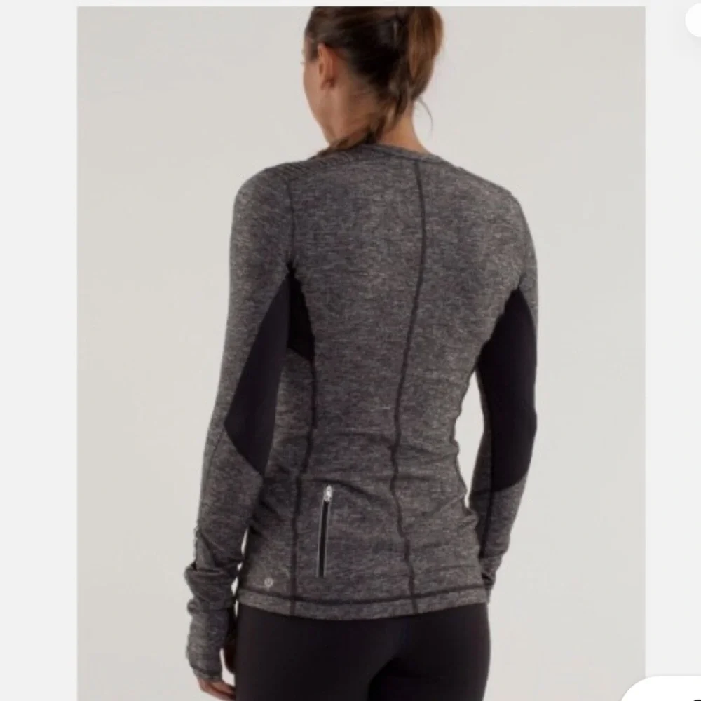530 Lululemon Star Runner Rulu Long Sleeve Top Gray Black Size 4